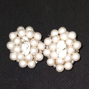 Vintage Germany Pearl Cluster Clip Earrings